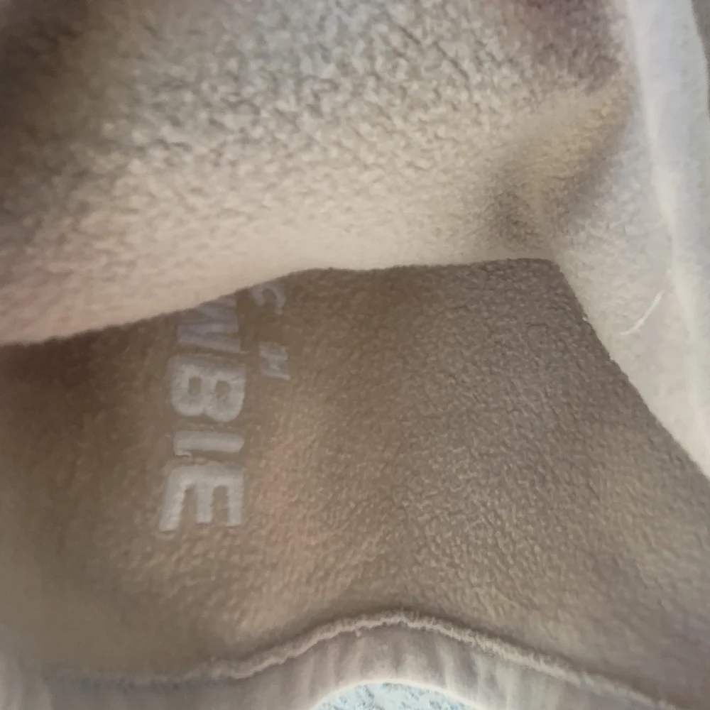 Abercrombie & Fitch Gray Soft Fleece Shorts - Picture 7 of 8